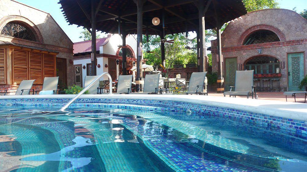 Caille Blanc Villa & Hotel (Adults Only) Mamin Bagian luar foto
